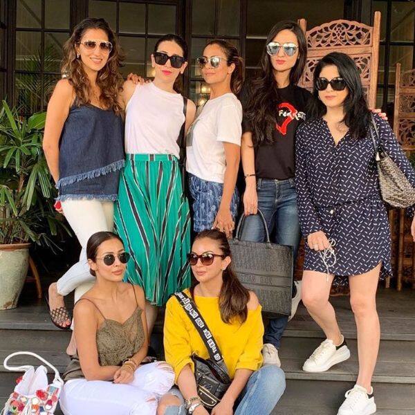 Malaika Arora along with Karisma Kapoor and their gal pals step out for ...