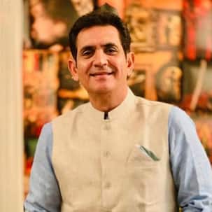 PM Narendra Modi director Omung Kumar on Vivek Oberoi's meme controversy: He went the wrong way