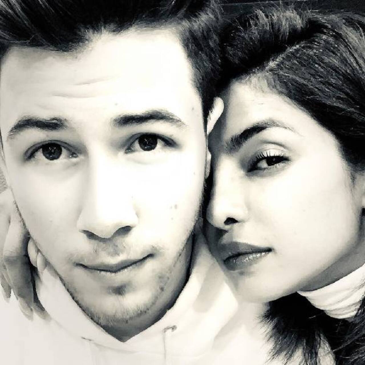 Priyanka Chopra Asks Nick Jonas About Their Next Travel Destination And Fans Come With Epic