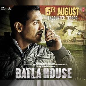 'Batla House' का नया पोस्टर हुआ रिलीज, वायरलेस पर कमांड देते हुए नजर आए John Abraham