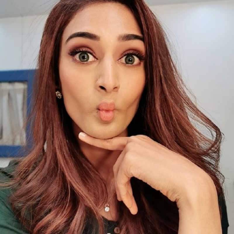 bollywoodlife.com photo
