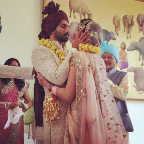 Mira Rajput Shares An Unseen Pic From Her Wedding As She Wishes Shahid Kapoor On Their Anniversary Bollywood News Gossip Movie Reviews Trailers Videos At Bollywoodlife Com