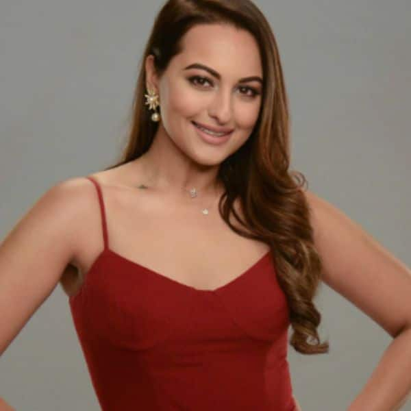 Exclusive Ex Judge Sonakshi Sinha Talks About Being Missing From Salman Khan S Nach Baliye 9 Bollywood Life