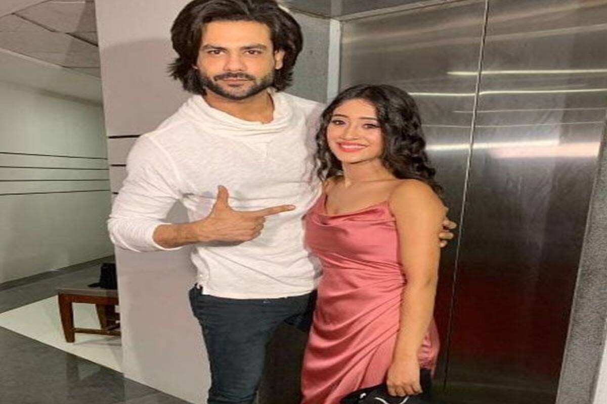 Exclusive Vishal Aditya Singh Denies Dating Shivangi Joshi Says She Was Like A Kid And I Used To Pamper Her Bollywood Life