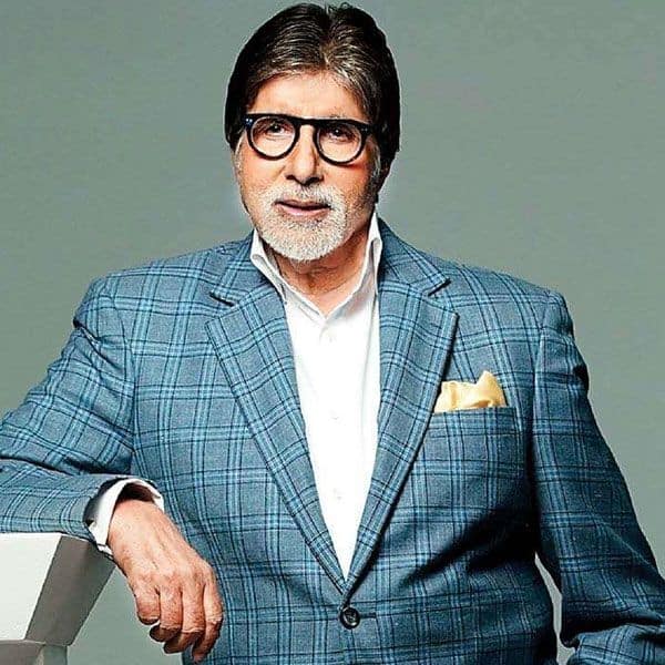 Kaun Banega Crorepati 11: Amitabh Bachchan touches the feet of a ...