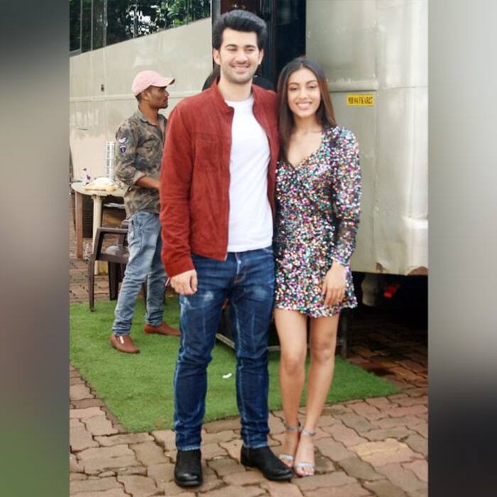 मीडिया का ऐसे किया सामना