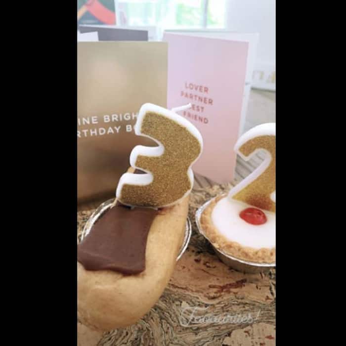 32वां बर्थडे किया सेलिब्रेट