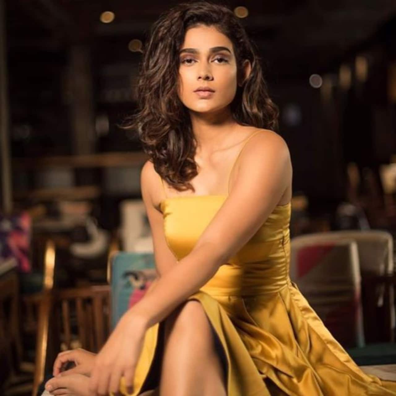 Aakanksha Singh on choosing her roles in films: I asked for a narration even for Badrinath Ki Dulhania [Exclusive]