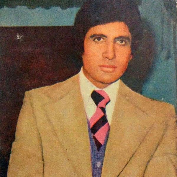 HappyBirthdayAmitabhBachchan! Here are a few rare pictures of Big B