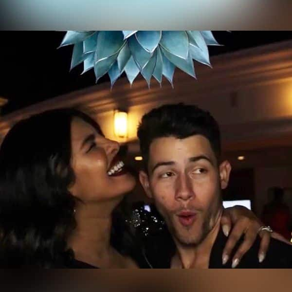 Nick Jonas and Priyanka Chopra rocking the music concert