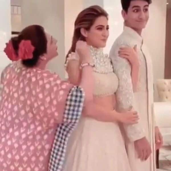 Amrita Singh putting kala teeka on Sara and Ibrahim during their shoot is every Indian mom ever