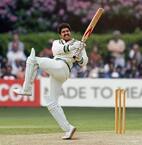 Ranveer Singh pulls off Kapil Dev's iconic Natraj Shot, and we can't spot the difference