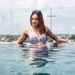 Splitsvilla 11 फेम Aarushi Dutta ने स्विमिंग पूल में एन्जॉय करते हुए शेयर की बिकिनी पिक्स