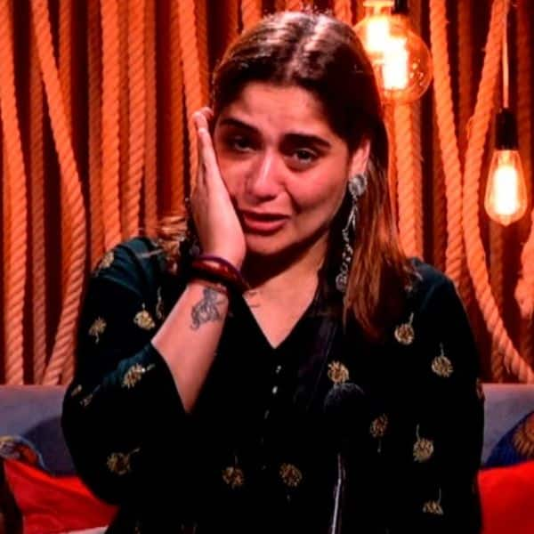 Bigg Boss 13 Arti Singh cries as Vicky Kaushal gets ready to