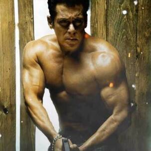 Coronavirus pandemic के कारण Salman Khan Eid 2020 पर नहीं रिलीज कर पाएंगे 'Radhe: Your Most Wanted Bhai'