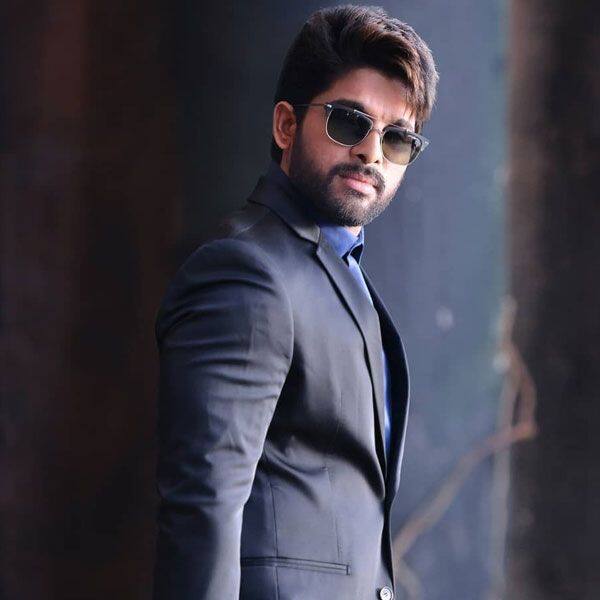 Ala Vaikunthapurramuloo: Allu Arjun thanks director Trivikram on giving ...