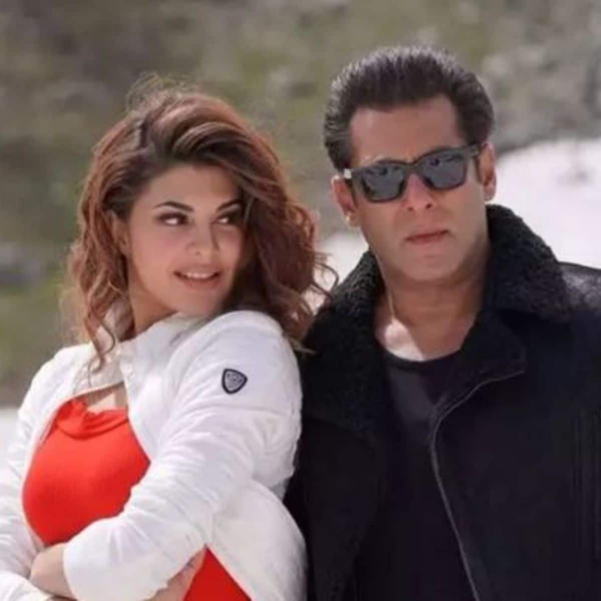 Jacqueline Fernandez drops a huge secret about Salman Khan's bedtime habits Jacqueline Fernandez drops a huge secret about Salman Khan's bedtime habits