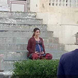 LEAKED: Kriti Sanon's baby bump picture from the sets of Mimi goes viral on social media