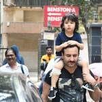 Taimur Ali Khan breaks the Internet as he hijacks Saif Ali Khan's live TV interview with a channel