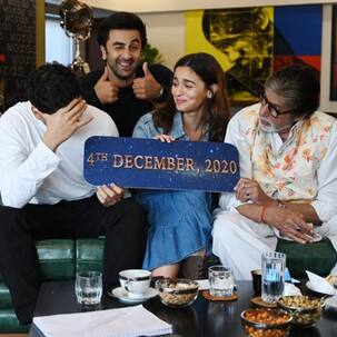 Aamir Khan ने आगे बढ़ाई 'लाल सिंह चड्ढा', तो रणबीर कपूर ने हथियाया मौका ? क्रिसमस 2020 पर रिलीज होगी 'ब्रह्मास्त्र'