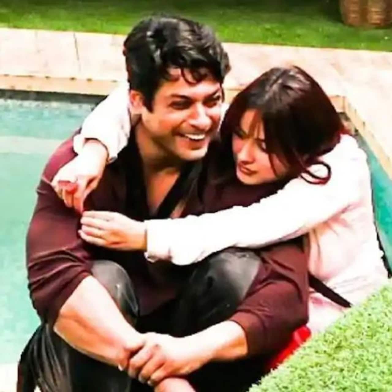 Bigg Boss 13s Shehnaaz Gills Comment On Sidharth Shuklas Picture Has Got Fans Rooting For