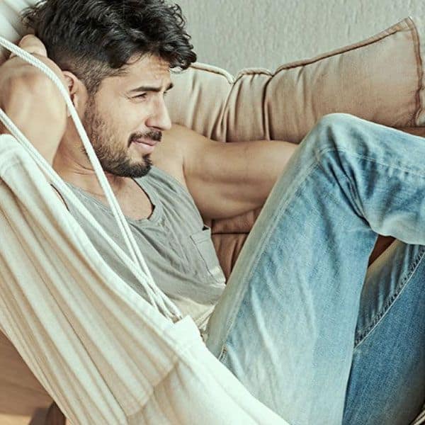 Sidharth Malhotra to have a double role in Thadam remake; film to release  on THIS date