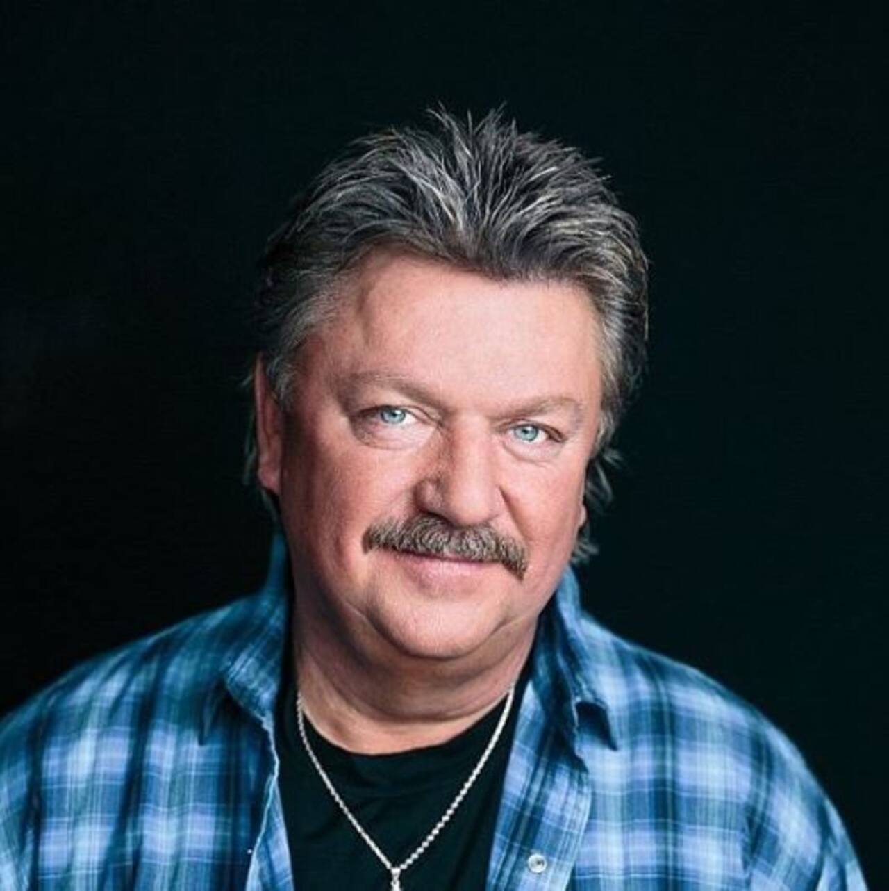 Coronavirus pandemic: Country singer Joe Diffie passes away at 61 due ...