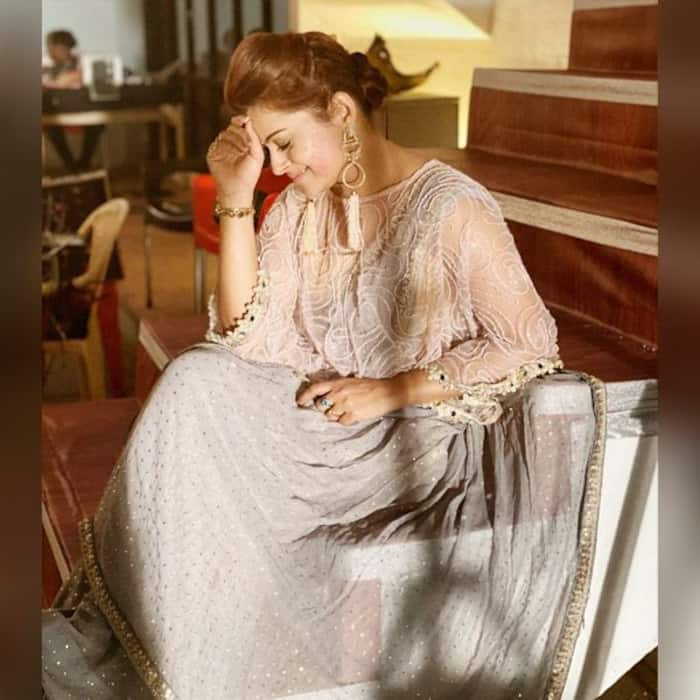 खूबसूरत गाउन में दिखीं शिल्पा