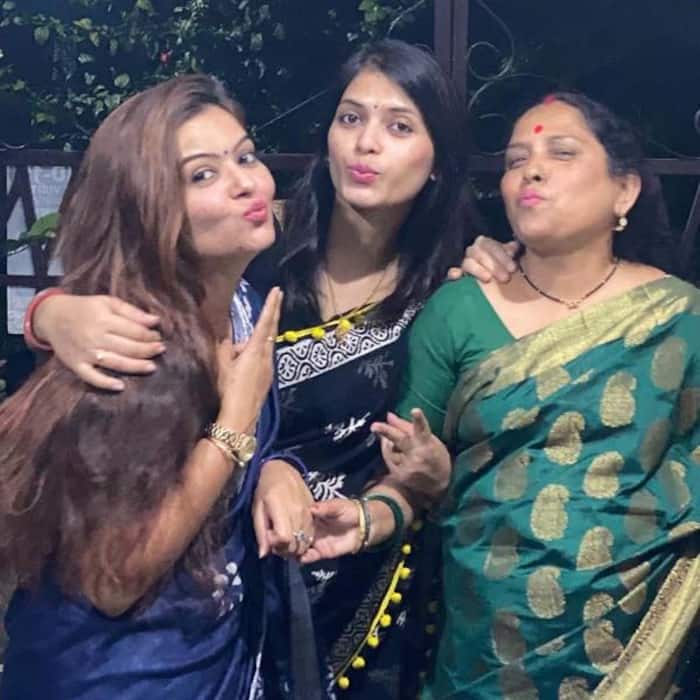 Shilpa S Raizada की डिमांड पर मां ने बनाया पाउट