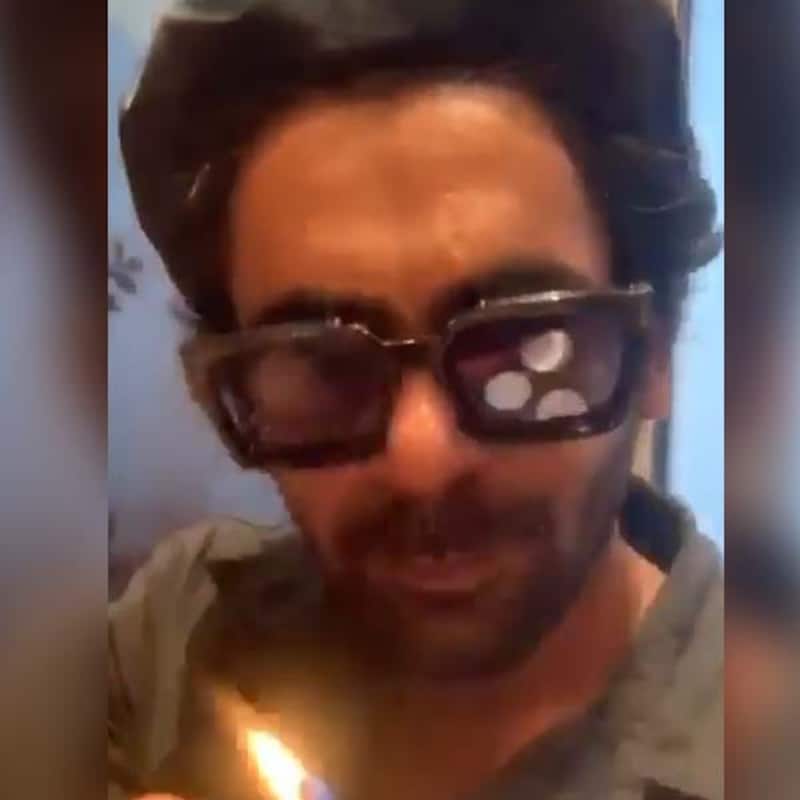 Sunil Grover ने पीएम मोदी की ‘9 बजे दिया जलाने’ की अपील पर शेयर किया मजेदार वीडियो !!