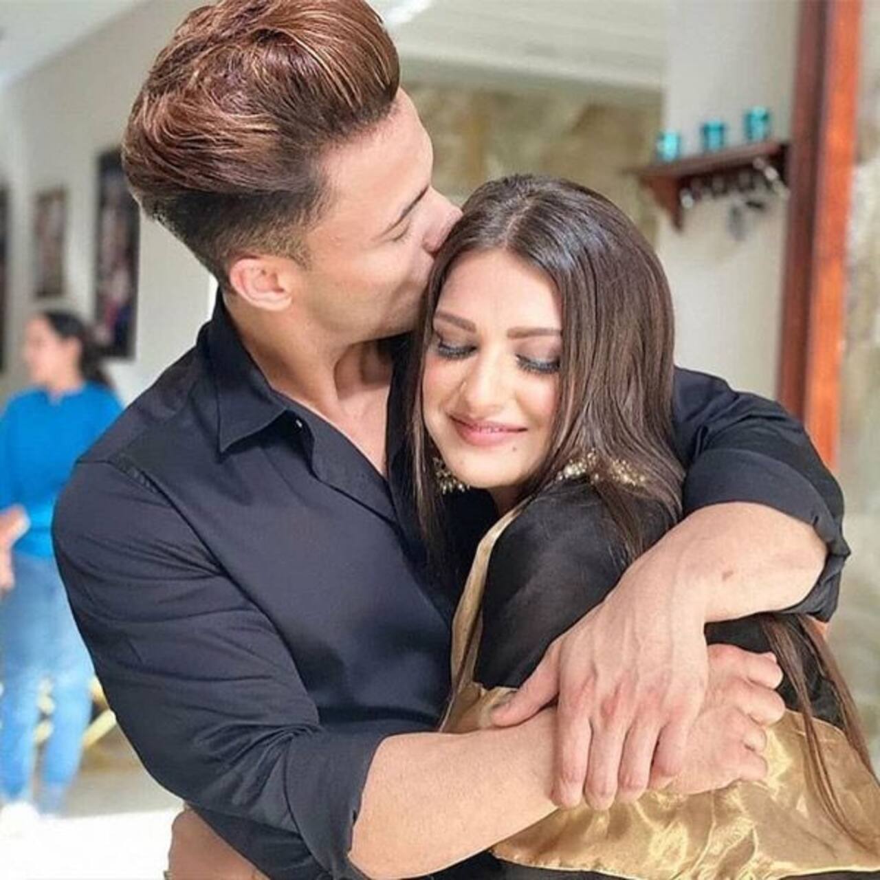 What breakup? Asim Riaz and Himanshi Khurana tease fans with a new collaboration What breakup? Asim Riaz and Himanshi Khurana tease fans with a new collaboration