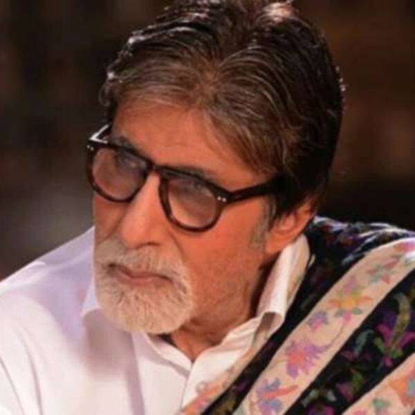 Bollywood News - When Amitabh Bachchan had blown his hand off with a ...