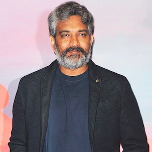 Fans want Baahubali series helmer SS Rajamouli to make Ramayan