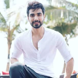 Pataal Lok actor Ishwak Singh opens up on being called national crush, says, ‘You love this kind of attention’ [EXCLUSIVE]