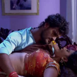 'आग लगे ना राजा' भोजपुरी सॉन्ग: अक्षरा सिंह की कातिलाना अदाएं देख उड़ी खेसारी लाल यादव की नींद, देखें वीडियो