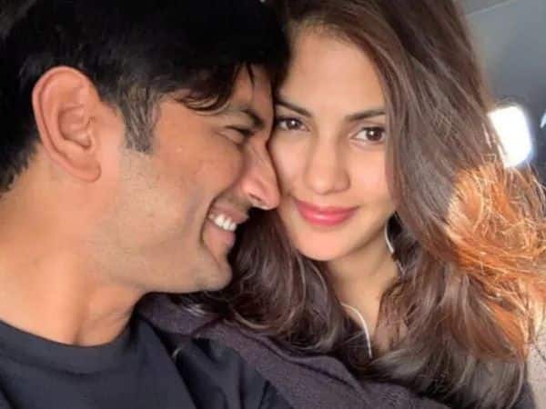 After staying mum for a while Rhea Chakraborty updates her WhatsApp DP to a lovely selfie with Sushant Singh Rajput After staying mum for a while Rhea Chakraborty updates her WhatsApp DP to a lovely selfie with Sushant Singh Rajput