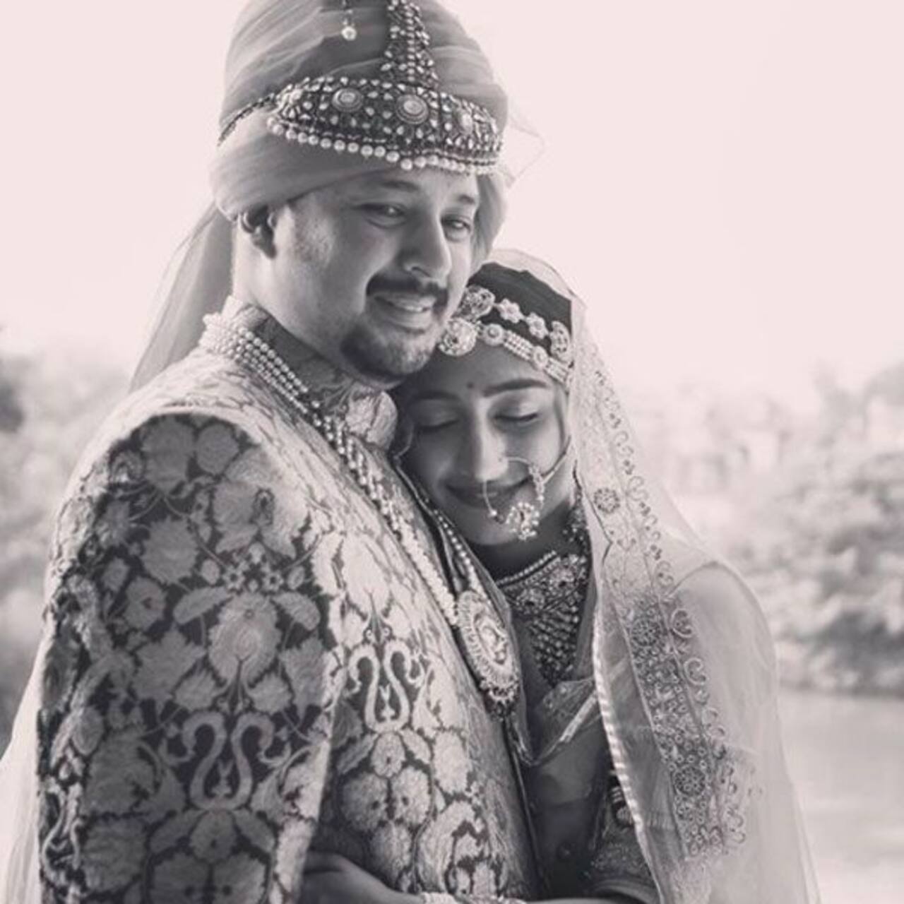 मोहिना कुमारी सिंह ने पति को रोमांटिक अंदाज में दी जन्मदिन की बधाई