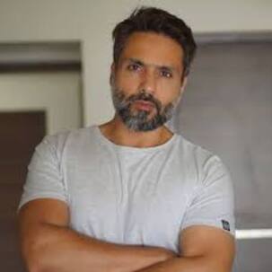 'TV actor hoon, terrorist thodi hoon,' says Crackdown actor Iqbal Khan, recollecting his rejections in Bollywood [Exclusive]
