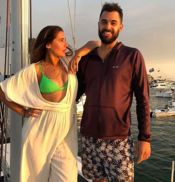 Nargis Fakhri's beau Justin Santos posts a sun-kissed pic, asks, 'How ...