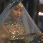 मनीष मल्होत्रा के रूहानियत ब्राइडल कलेक्शन के लिए दुल्हनिया बनीं जाह्नवी कपूर, देखें तस्वीरें