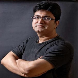 हैपी बर्थडे प्रसून जोशी: 17 साल की उम्र में लिखी थी पहली किताब, आज अपने लिखे गानों के लिए जीत चुके हैं कई अवॉर्ड