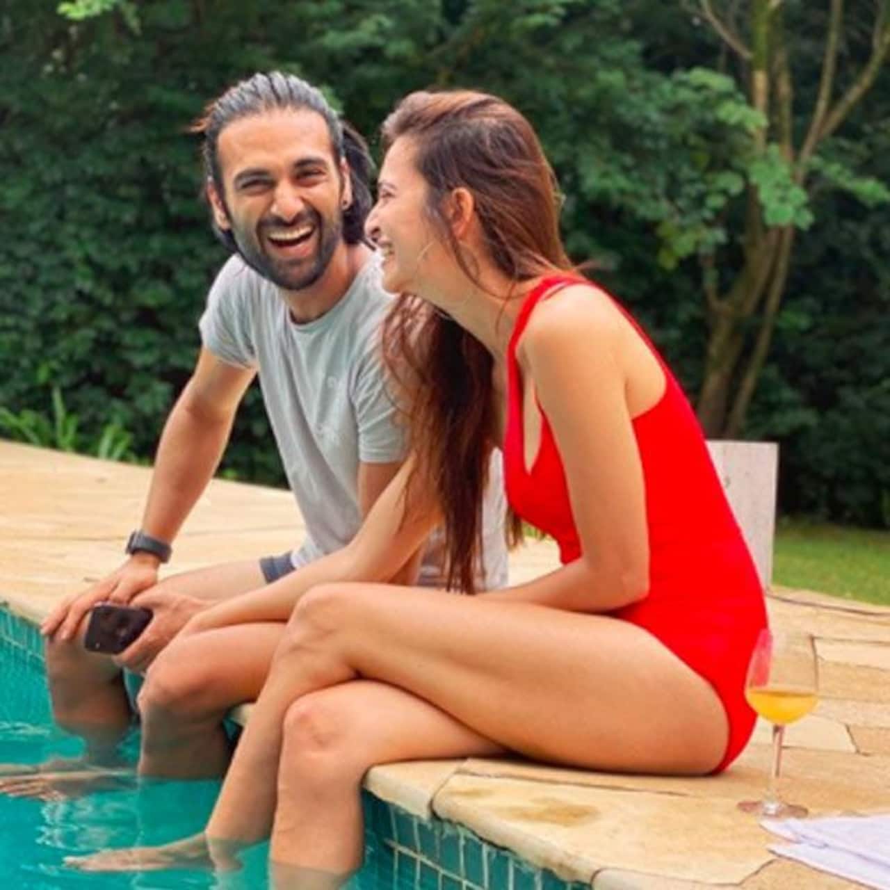 Pulkit Samrat chilling by the poolside with girlfriend Kriti Kharbanda is relationship goals in the lockdown