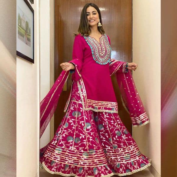 Naagin 5 actress Hina Khan’s captivating smile steals our heart