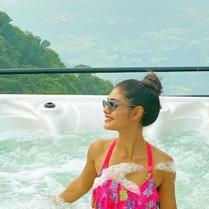 Nazar actress Sreejita De enjoys some jacuzzi time amidst misty-green mountains — view pics 
