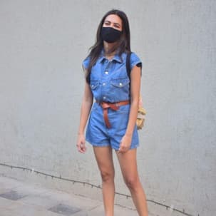 Kriti Kharbanda is cute as a button in all denim – is this her look from 14 Pehre?