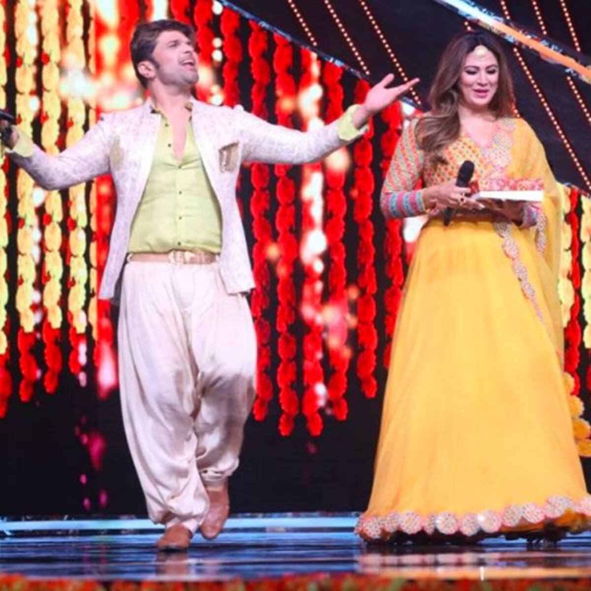 Indian Idol Himesh Reshammiya S Wife Sonia Kapoor Shows Off Her Dancing Skills On The Upcoming Episode View Sneak Peek Med annonsering hos oss får ni räckvidd i en brusfri och ren annonsmiljö. himesh reshammiya s wife sonia kapoor