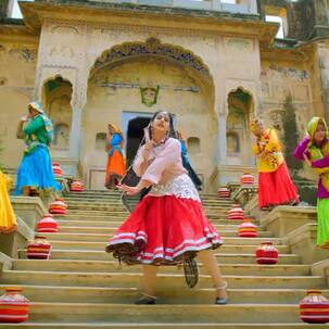 '52 गज का दामन' सॉन्ग: प्रांजल दहिया और अमन जाजी के इस गाने ने इंटरनेट पर मचाई धूम, वीडियो पहुंचा 172 मिलियन के पार