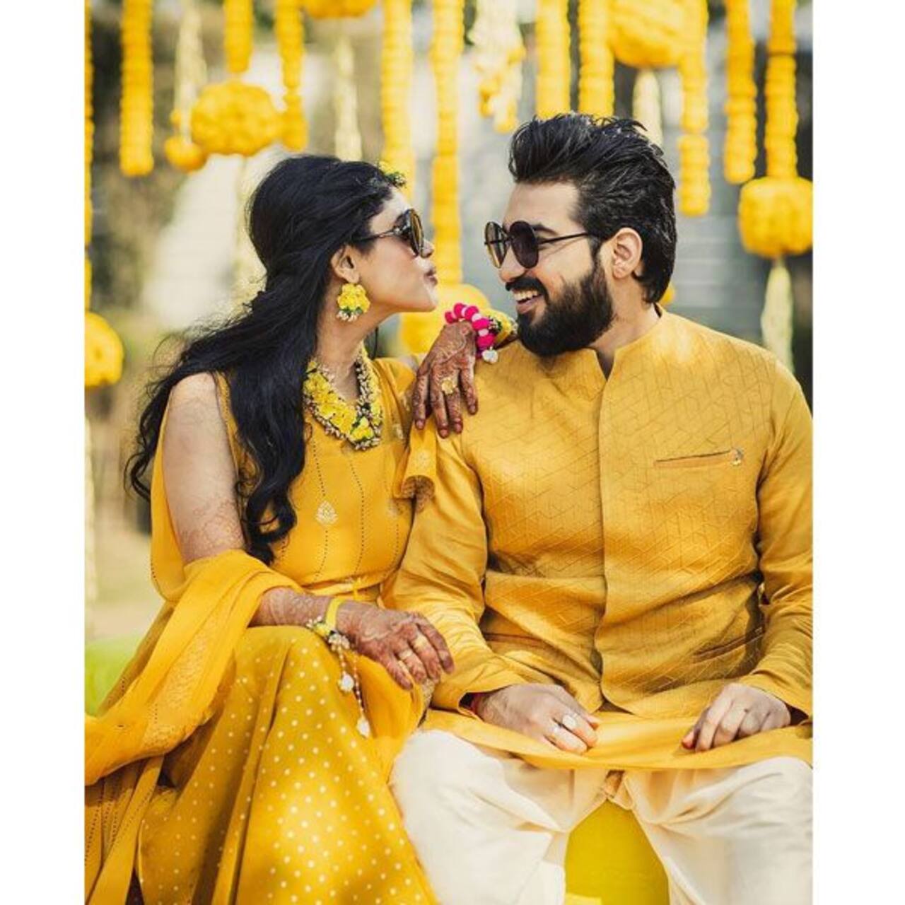 Bekhayali composer duo, Sachet Tandon and Parampara Thakur, are now husband and wife! view pics