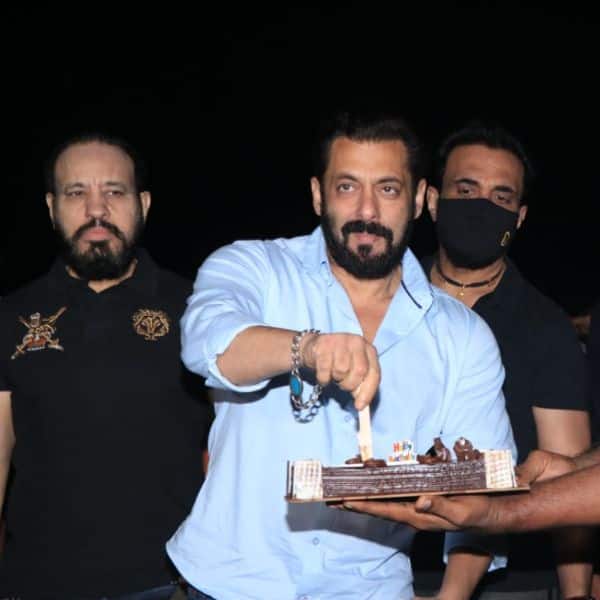 Salman Khan celebrates his birthday with media persons at his Panvel
