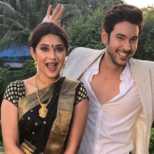 Jennifer Winget Latest News Photos Videos Awards Filmography Jennifer Winget Biography Bollywood Life Anupriya goenka is a versatile actress known for padmavati, directed by sanjay leela bhansali. jennifer winget latest news photos